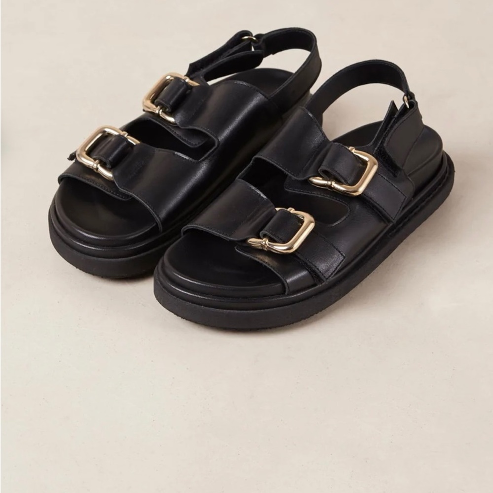 Alohas Harper Black Leather Sandals. Made in Spain. Size 38 or 7.5 US.